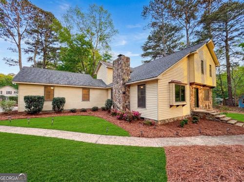 521 Sandstone Drive, Athens, GA, 30605 | Card Image