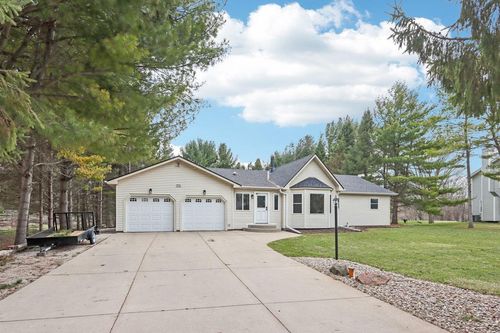 W354N5854 Lisbon Road Road, OCONOMOWOC, WI, 53066 | Card Image