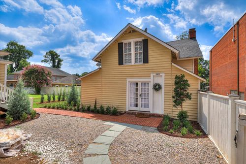 apt-c-241 Laurens St Sw, Aiken, SC, 29801-3849 | Card Image
