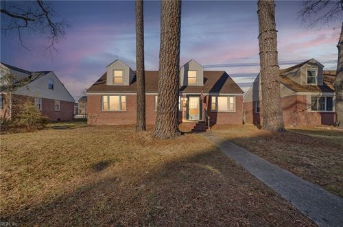 512 W Little Creek Road, Norfolk, VA, 23505 | Card Image