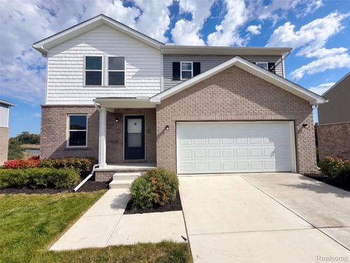 10103 Lakeview Dr, Taylor, MI, 48180-8216 | Card Image