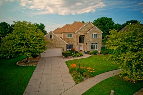 1931 Cherrywood Ct, Munster, IN, 46321-5152 | Card Image