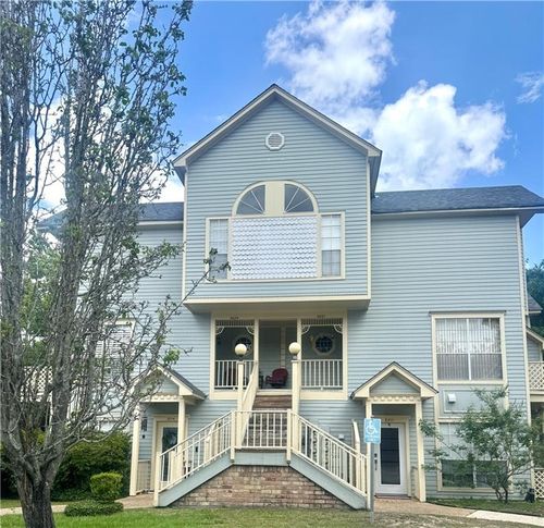 0-3021 Audubon Trace, Jefferson, LA, 70121 | Card Image