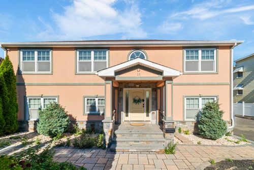 16 Clairmont Ave, Waterbury, CT, 06708-4111 | Card Image