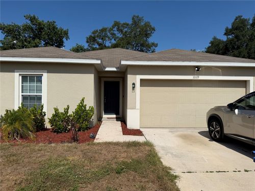 10119 Candleberry Woods Ln, GIBSONTON, FL, 33534-5699 | Card Image