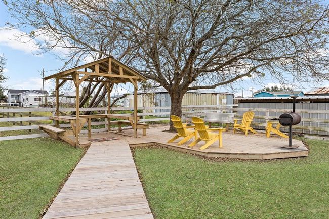 1216 Overton Ave, House other with 5 bedrooms, 3 bathrooms and 2 parking in Port Bolivar TX | Image 39
