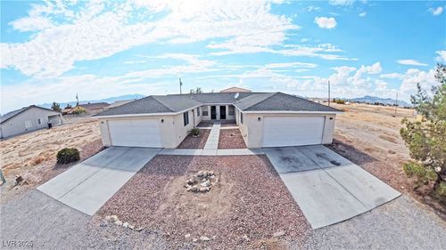 apt-b-1700 Sycamore Ave, Pahrump, NV, 89048-2740 | Card Image