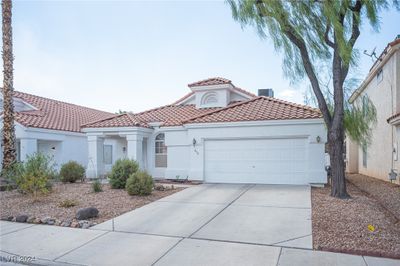 239 Highgate Street, House other with 3 bedrooms, 2 bathrooms and null parking in Henderson NV | Image 2