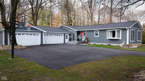 8910 S 500 W, Columbus, IN, 47201-4547 | Card Image