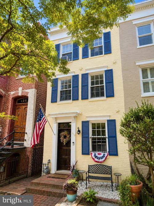 119 5th St Se, WASHINGTON, DC, 20003-1123 | Card Image