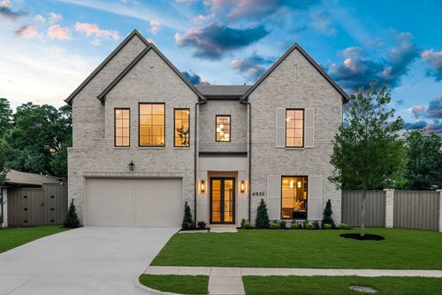 6835 Dalhart Lane, Dallas, TX, 75214 | Card Image