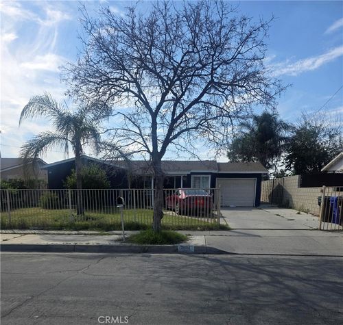 2604 Duffy St, San Bernardino, CA, 92407-6427 | Card Image