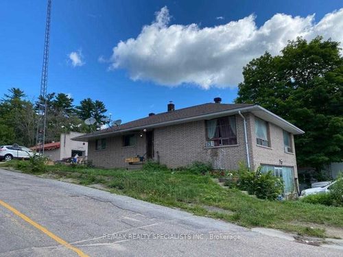 40 & 42 Bridge St E, Bancroft, ON, K0L1C0 | Card Image