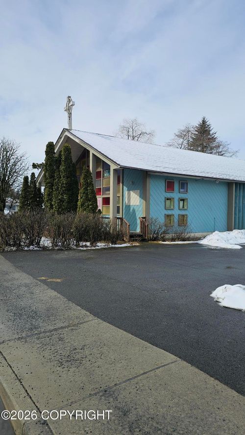 505 Sawmill Creek Rd, Sitka, AK, 99835-7449 | Card Image