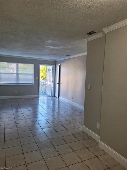 apt-4-2241 Euclid Ave, FORT MYERS, FL, 33901-3534 | Card Image