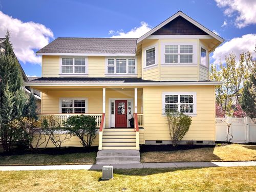 3384 Ne Wild Rivers Loop, Bend, OR, 97701 | Card Image