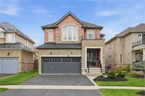 27 Barrett Ave, Brantford, ON, N3S0B2 | Card Image