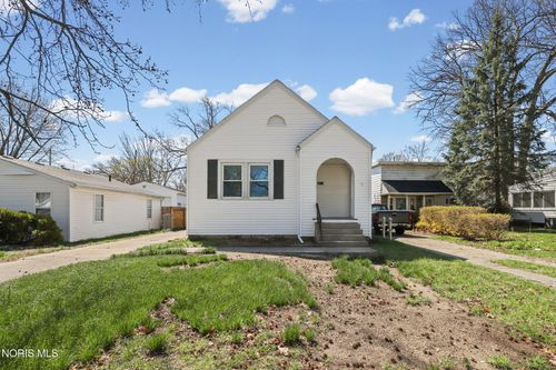 2621 Grantwood Dr, Toledo, OH, 43613-3809 | Card Image