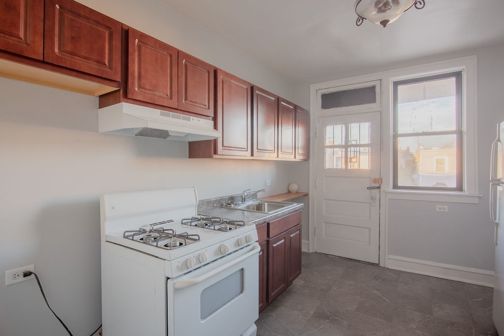 Residential Lease in Chicago 5
