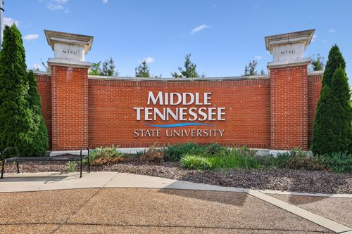 929 Greenland Dr, Murfreesboro, TN, 37130-2749 | Card Image