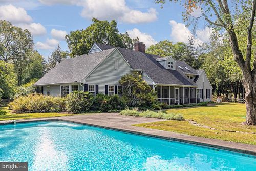 325 Mountain View Rd, SKILLMAN, NJ, 08558-2412 | Card Image