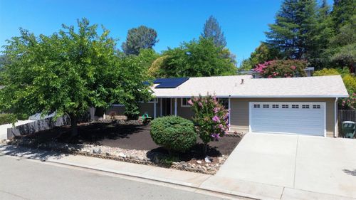 235 Ginger Drive, Auburn, CA, 95603 | Card Image