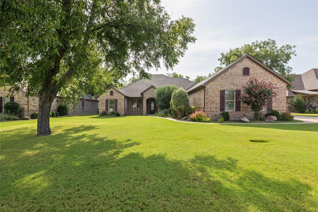 Pinehurst Dr, Granbury, TX 76049