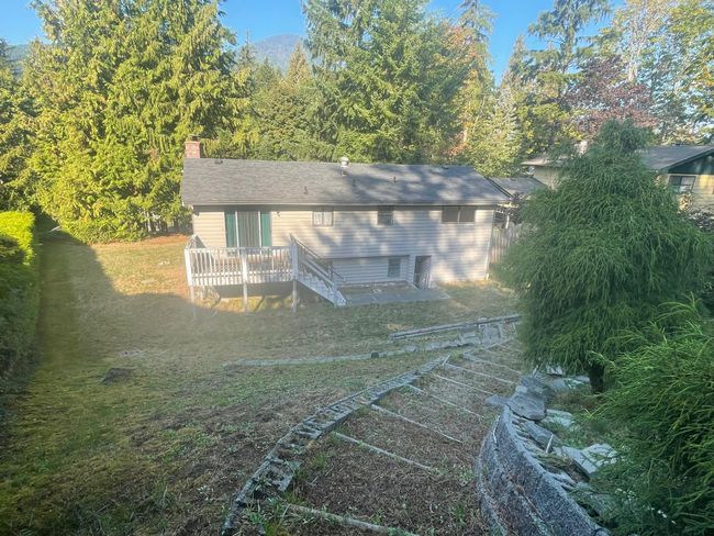 1644 Ymca Road, House other with 3 bedrooms, 1 bathrooms and 3 parking in Gibsons BC | Image 8