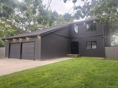 288 S Lenox Ave, East Patchogue, NY, 11772-5629 | Card Image