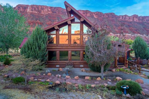 76 Castle Valley Dr, Castle Valley, UT, 84532 | Card Image