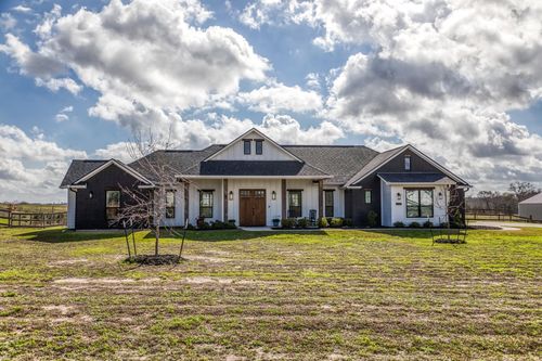233 Randi Rd, Bellville, TX, 77418-1567 | Card Image