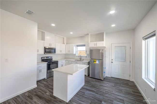 APT-4 - 1106 Cooper Ln, Condo with 3 bedrooms, 2 bathrooms and 1 parking in San Juan TX | Image 12