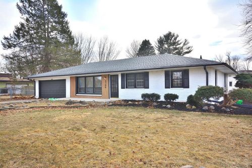 2106 Murphy Woods Road, Beloit, WI, 53511 | Card Image