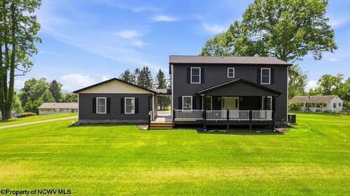 800 Country Club Rd, Fairmont, WV, 26554-3575 | Card Image