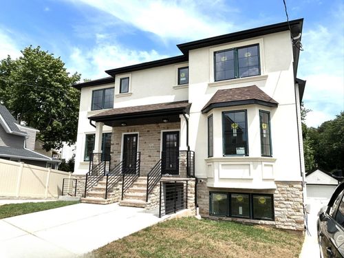 25 Marie Street, New York, NY, 103052 | Card Image