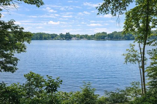 46-1559 Bay St, Taunton, MA, 02780-1049 | Card Image