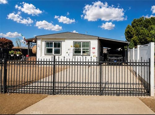 3070 Santo Tomas Ave, Perris, CA, 92571-4674 | Card Image