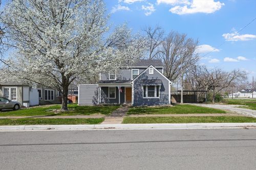 932 N Woods St, Sherman, TX, 75092-5700 | Card Image