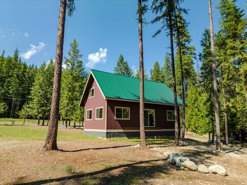8556 Yaak River Rd, Troy, MT, 59935-8840 | Card Image