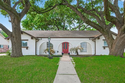 11507 Barwood Bend Dr, Houston, TX, 77065-2130 | Card Image