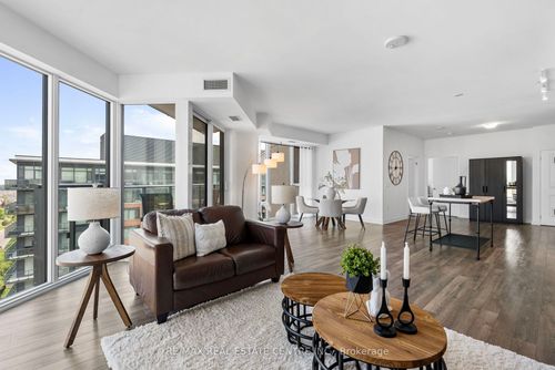 1005-100 Eagle Rock Way, Maple, ON, L6A5B9 | Card Image