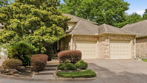 56-901 Longmire Rd, Conroe, TX, 77304-1810 | Card Image
