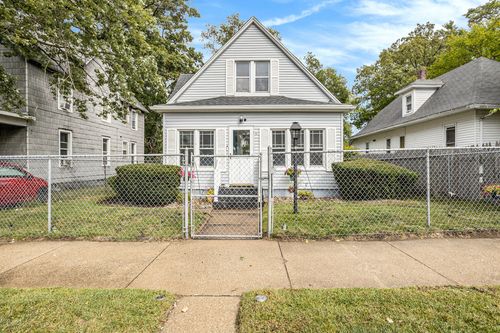 534 Holliday St, Michigan City, IN, 46360-4822 | Card Image