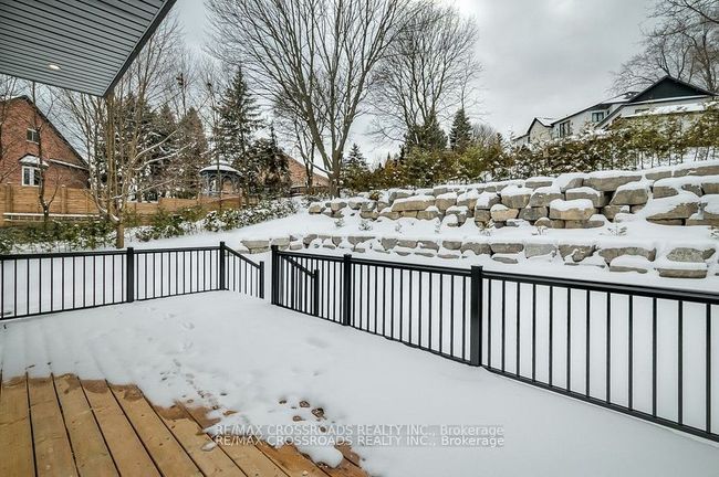 696 Hillview Cres, House other with 6 bedrooms, 5 bathrooms and 10 parking in Pickering ON | Image 45