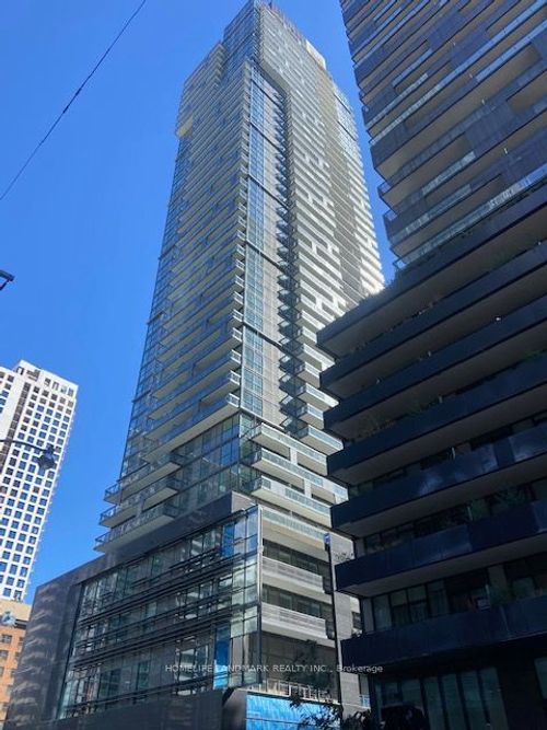 905-39 Roehampton Ave, Toronto, ON, M4P0G1 | Card Image