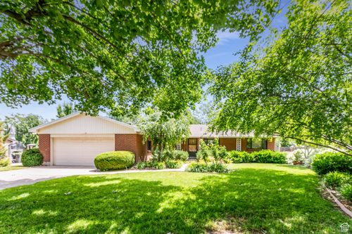 5681 S Calann Dr, Holladay, UT, 84121-1209 | Card Image