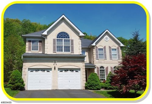 64 Ramapo Dr, Basking Ridge, NJ, 07920-4221 | Card Image