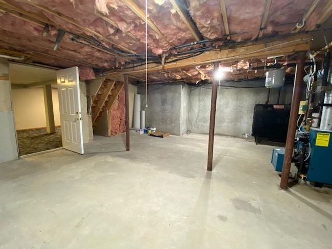 UNIT-4 - 439 N River Rd, Condo with 3 bedrooms, 2 bathrooms and null parking in Milford NH | Image 30