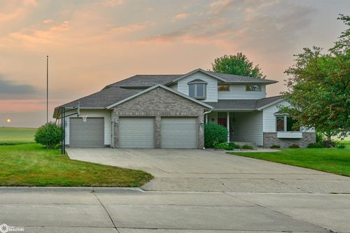 2340 Skyline Dr, Carroll, IA, 51401-3457 | Card Image