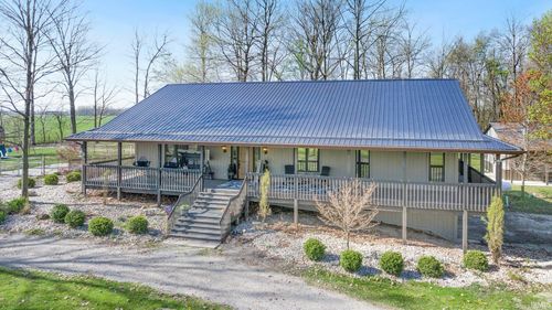 7502 S State Road 105, South Whitley, IN, 46787-9725 | Card Image